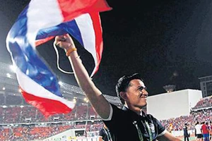 Kiatisak và áp lực phải thắng Iraq trên sân đối phương 