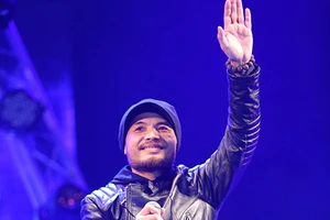 Trần Lập về bên kia ‘đỉnh núi’