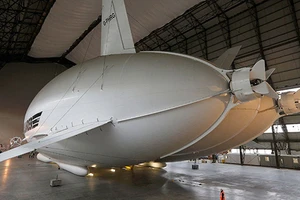 Khinh khí cầu lớn nhất thế giới chuẩn bị cất cánh