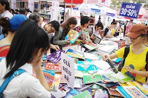 Ồn như hội sách