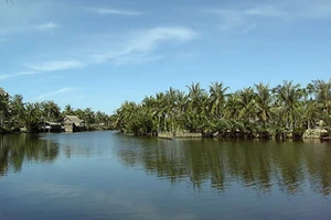 Còn đâu tiếng hò sông Hậu…