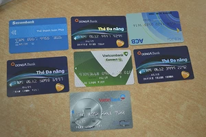 Tội phạm nước ngoài làm giả thẻ ATM