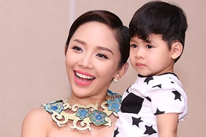 Tóc Tiên tặng học bổng cho thí sinh Vietnam Idol Kids