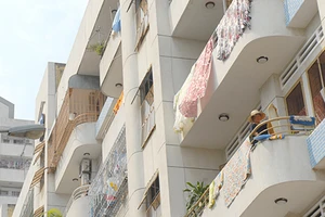 ‘Đuối’ với hàng xóm chung cư mới