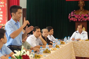 Xe buýt ơi, đừng làm khó người khuyết tật!