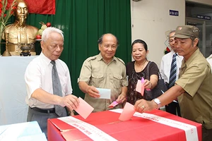 Trước khi bỏ phiếu, hãy tìm hiểu kỹ ứng cử viên 