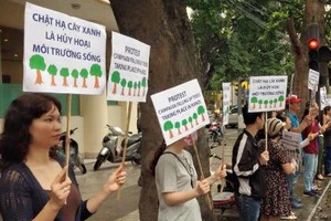 Dã tâm với cây xanh