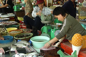 Cá biển bán ở TP.HCM: Có an toàn không?