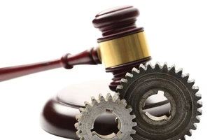 Từ 1-7-2016, người bị tố giác phạm tội có quyền có luật sư bảo vệ