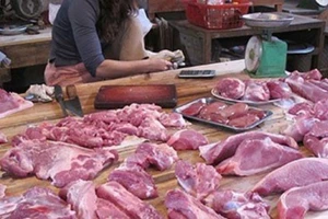 Hà Nội: Đề xuất cấm kinh doanh nếu phát hiện bán thực phẩm bẩn