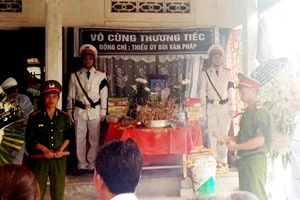 Một cảnh sát tử nạn khi truy bắt hai kẻ trộm chó