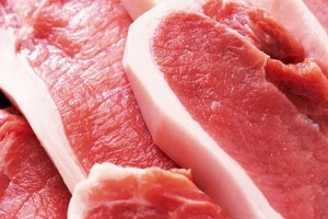 Trung Quốc đột ngột giảm mua, giá heo giảm mạnh