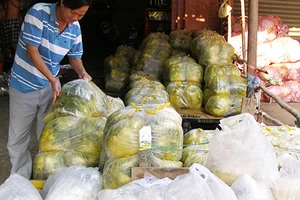 Măng luộc ế ẩm vì dân sợ vàng ô