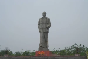 Tượng đài Chủ tịch Hồ Chí Minh: Chỉ xây khi Thủ tướng đồng ý