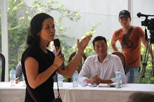 Dân tố thêm chuyện ‘động trời’ tại chung cư Harmona 