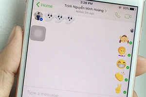 Mang các biểu tượng cảm xúc cũ về lại Messenger