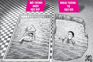 Mùa hè cho con học bơi