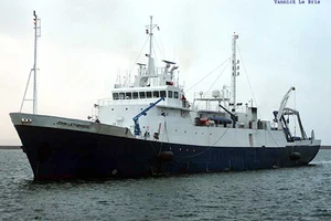 Tàu Pháp chưa tìm thấy hai hộp đen máy bay EgyptAir