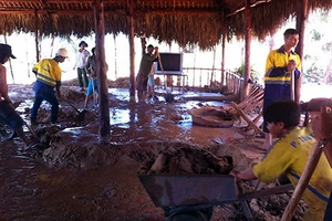 Vụ hồ titan vỡ: Buộc công ty vi phạm dừng mọi hoạt động