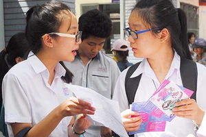 TP.HCM: Điểm chuẩn lớp 10 chuyên tăng cao