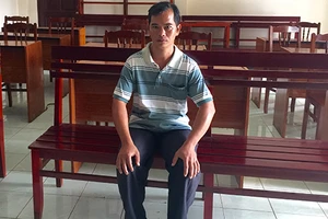 Ba lần tuyên vô tội, lần bốn tòa trả hồ sơ