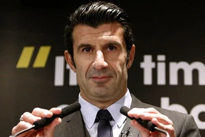 Luis Figo: ‘Kỷ nguyên Ronaldo’ chưa thắng được Ba Lan 