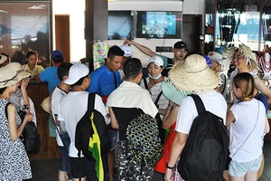 Xử ‘rát’ người Trung Quốc làm du lịch chui