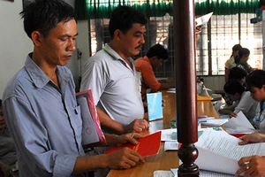 Xác nhận độc thân: 4 nơi 4 kiểu!