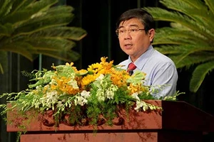 Phê chuẩn chủ tịch và các phó chủ tịch UBND TP.HCM