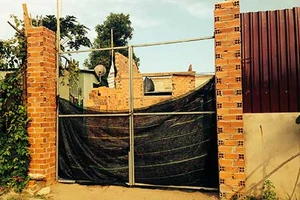 Điều tra ‘cò’ bảo kê xây nhà không phép