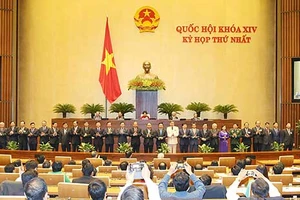 Quốc hội phê chuẩn 27 thành viên Chính phủ
