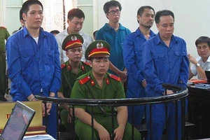 Cắt 50% giá trị hợp đồng để đưa hối lộ