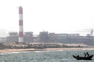 Nhà máy chạy thử và mối họa môi trường 