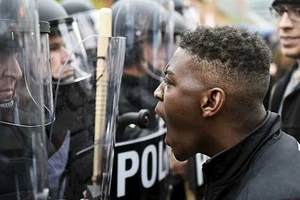 Bộ Tư pháp Mỹ công bố báo cáo điều tra cảnh sát bạo hành