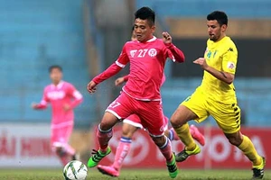 Đấu sớm vòng 23 V-League: Nhà bầu Hiển phất cờ