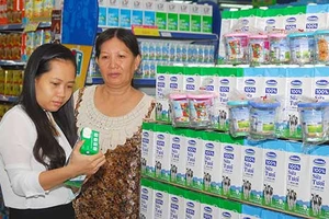 Vì sao các bộ muốn bán bia, bán sữa?