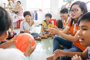 Trả 200.000 đồng/câu chuyện tử tế trên Facebook