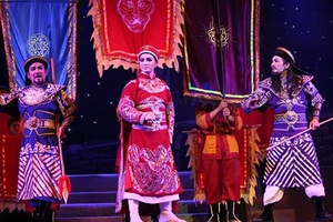 Trung thần giữa thời loạn