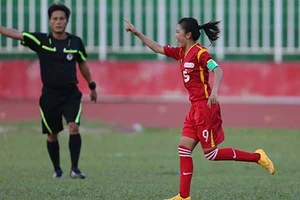 Giải bóng đá nữ VĐQG - Cúp Thái Sơn Bắc: Huỳnh Như lập hat trick