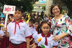 Ngày khai trường đơn giản mà trang trọng 