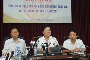 Lấy ý kiến thành viên Chính phủ về việc tăng lương