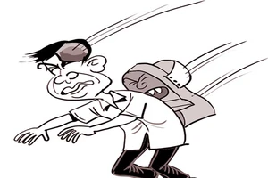 Ném guốc vào trưởng thôn 