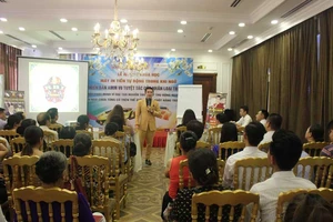 ‘Cỗ máy in tiền thần kỳ’: Làm giàu khi… ngủ (?) 