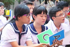 Ứng phó với phương án thi mới