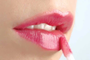 Thiếu gì môi hết khêu gợi?