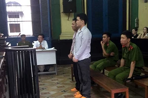 Tranh cãi vụ công an nổ súng làm chết người