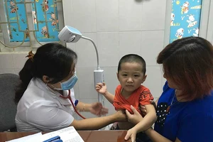 Giám đốc BV Nhi Trung ương lý giải về dịch vụ giá cao