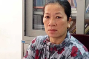 Vụ ‘ủy ban thay tòa…’: Tòa thụ lý, ủy ban trì hoãn