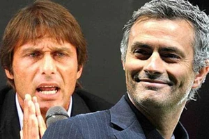 Chelsea - MU: Mourinho kỵ màu xanh 