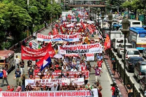 Mỹ khó xử với tuyên bố ‘chia tay’ của Duterte